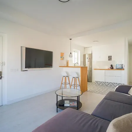 Atico Con Terraza Privada En Mesa Y Lopez